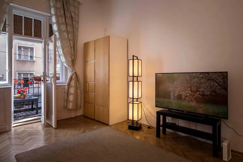 Lovely Flat Near The Danube Budapest Hungary